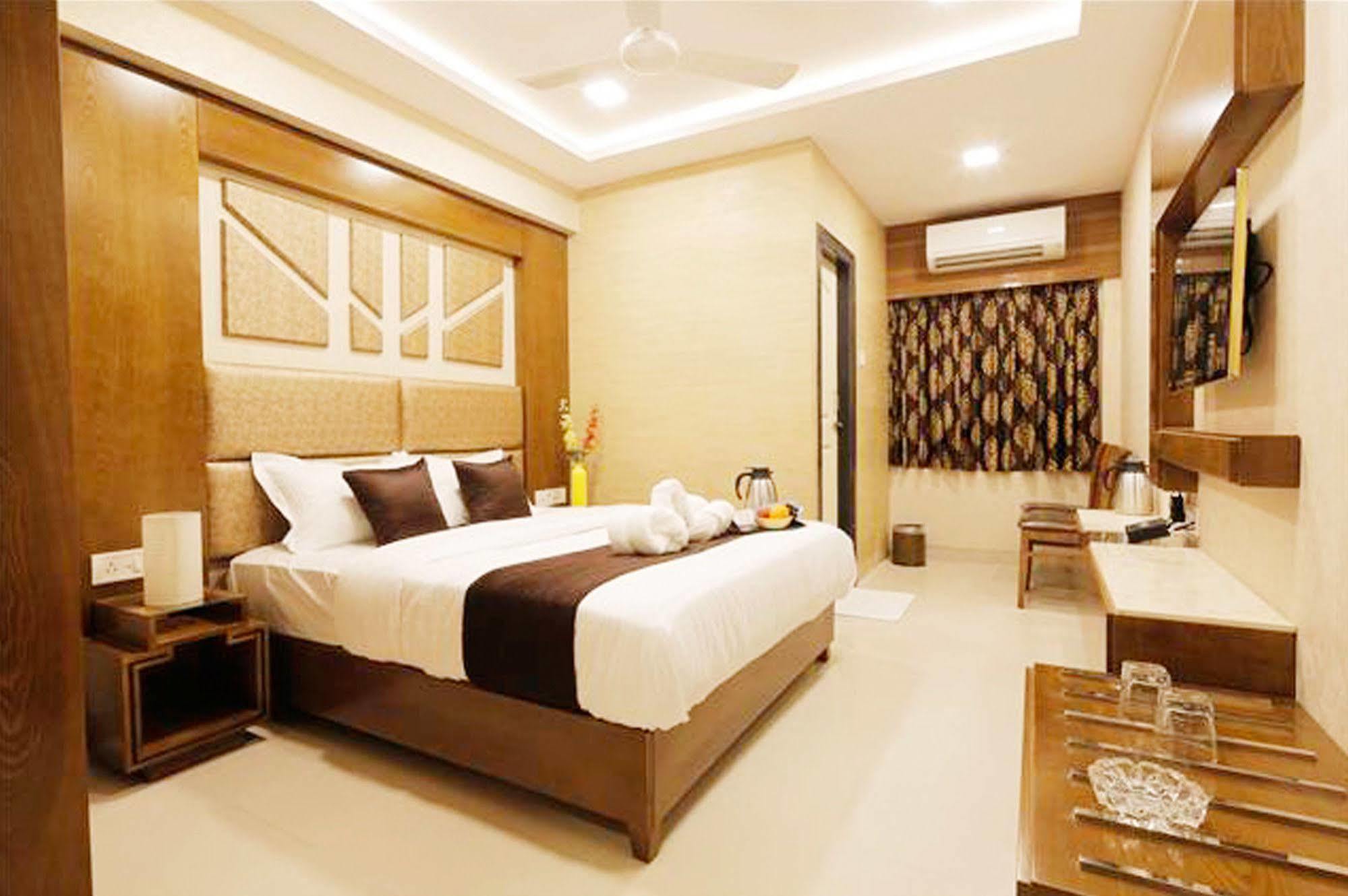 Fabexpress Annex Executive Andheri East Hotel Mumbai Exterior photo